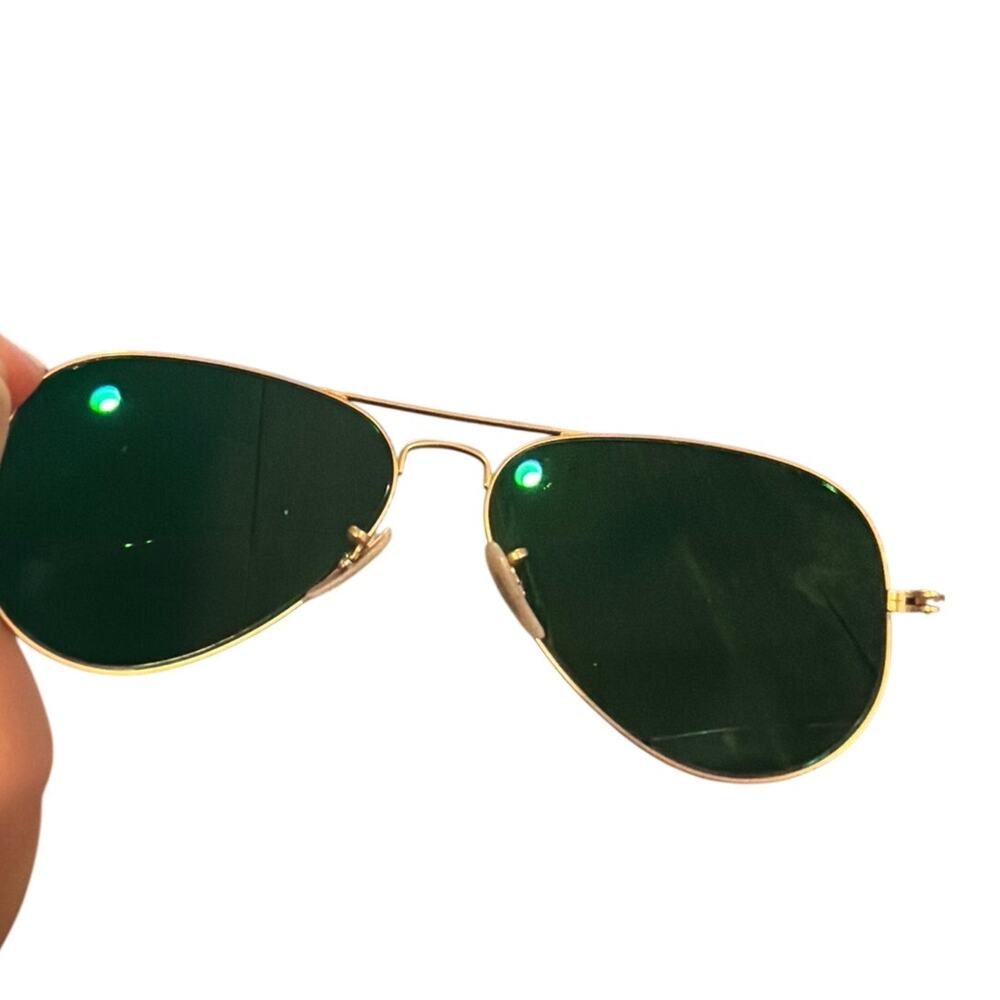 Ray-Ban Aviator Sunglasses Gold Frame Green Lenses – Lenses Damaged/Read